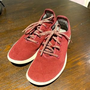 All birds maroon size 9 allbirds